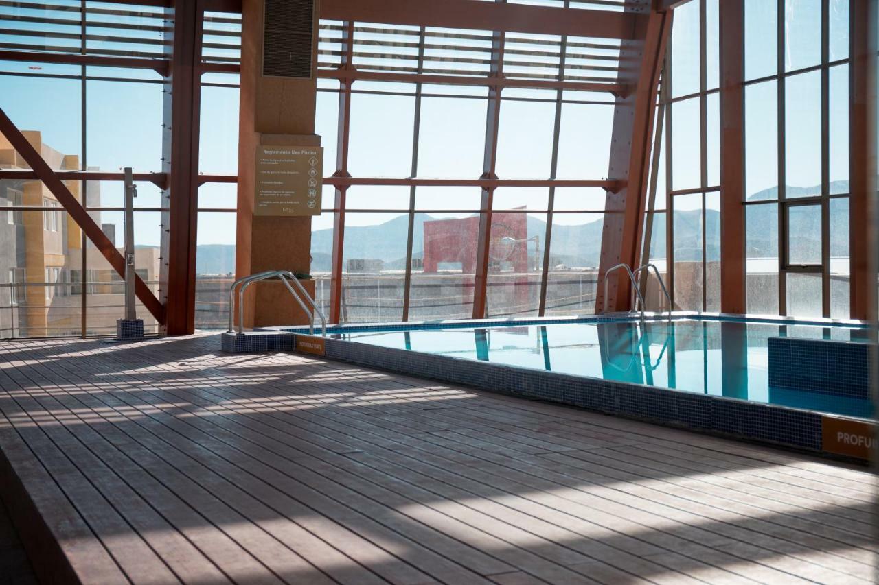 Mds Hotel Calama Eksteriør billede The swimming pool