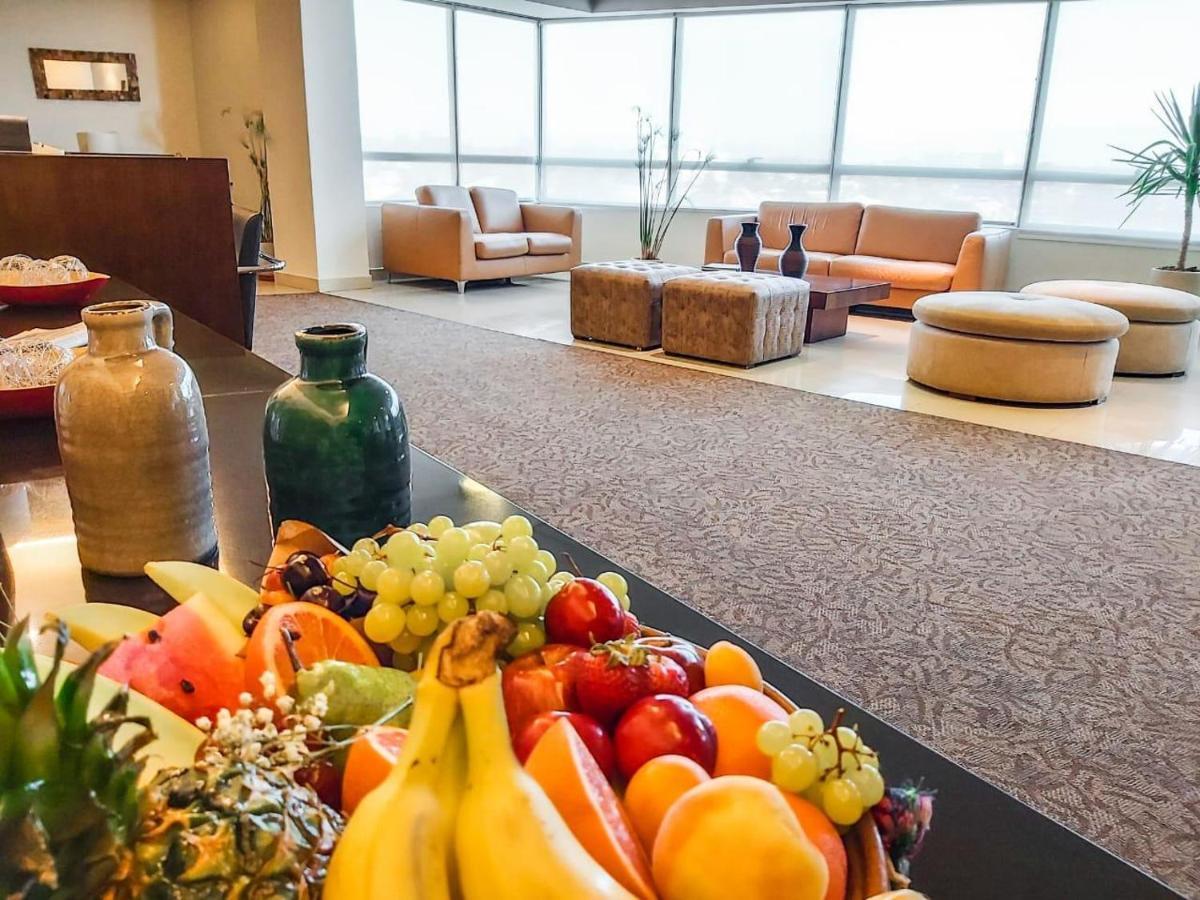 Mds Hotel Calama Eksteriør billede The lounge at the airport